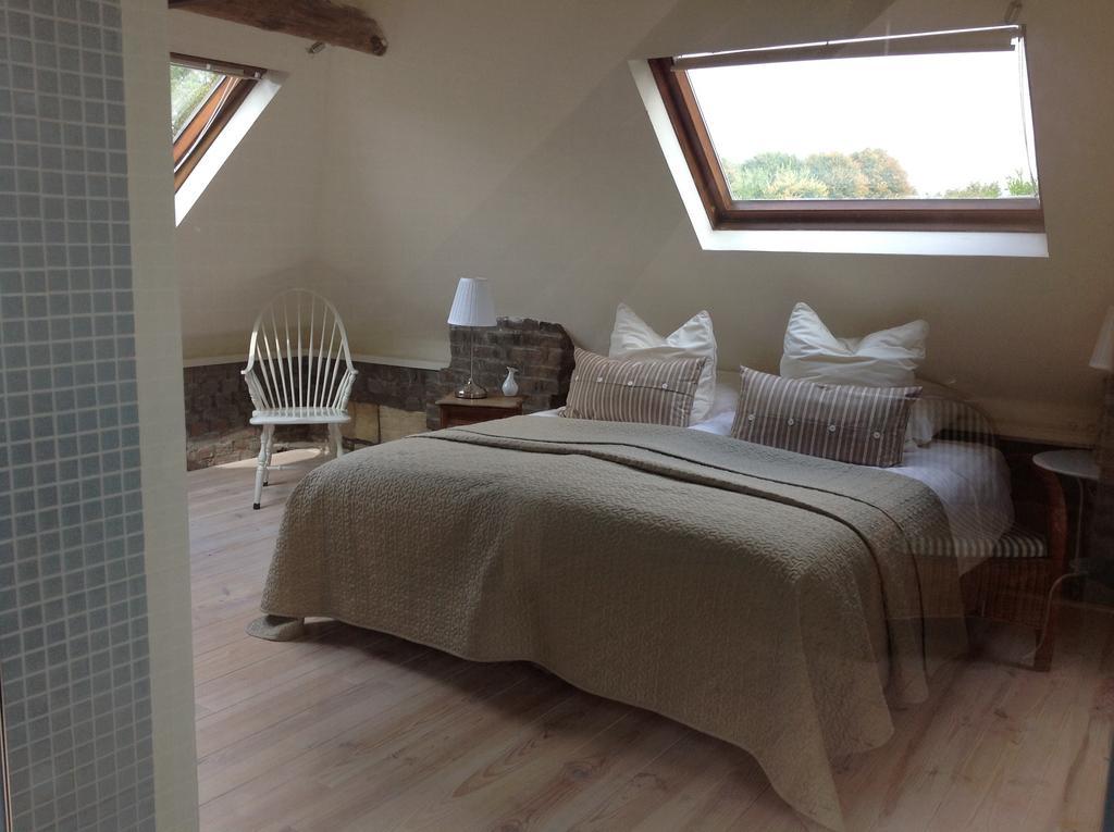 Annelies'Place To B& B Maastricht Rum bild
